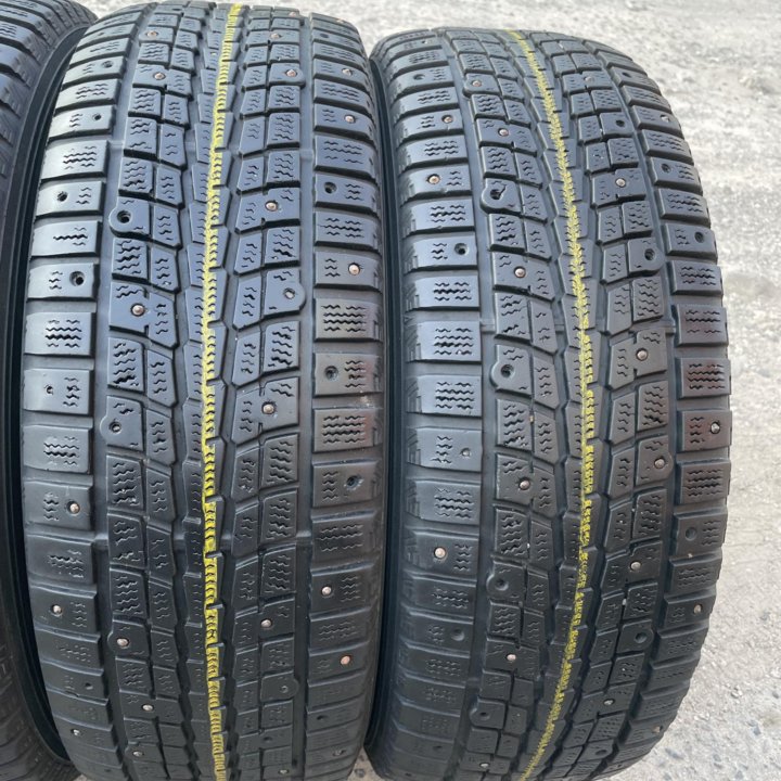 Dunloo SP Winter ICE 01 205/60 R16 4шт