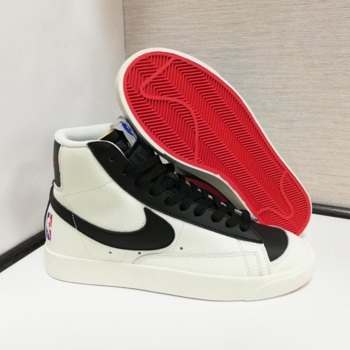 Кроссовки Nike Blazer