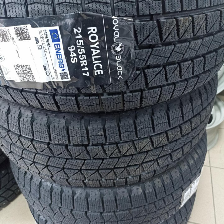 Зимняя резина 215/55 R-17 