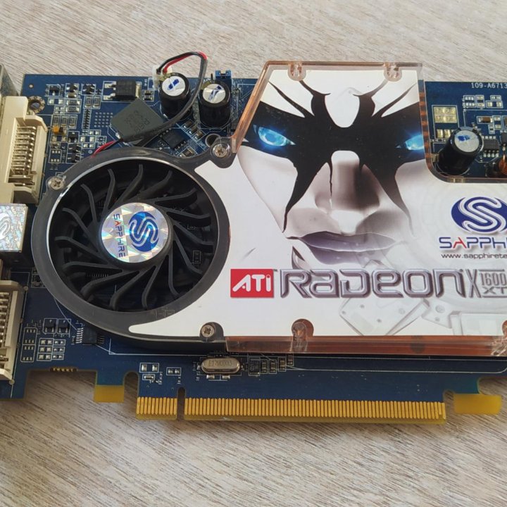 Видеокарта ATI RADEON X1600XT