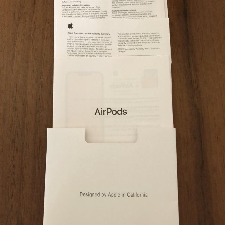 AirPods premium