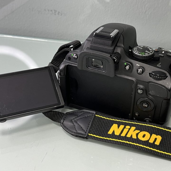 Зеркальный фотоаппарат Nikon D5100 Body