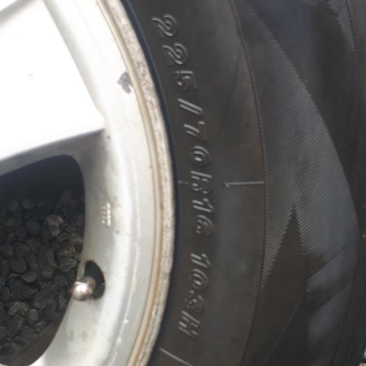 Летняя резина 225/70 R16- 5 шт