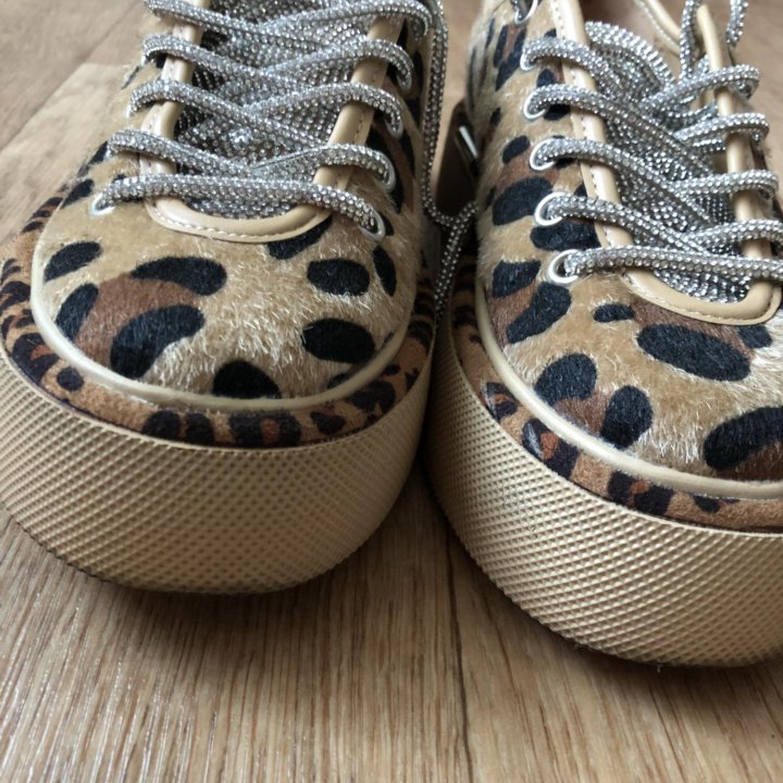 Кеды леопардовые 36