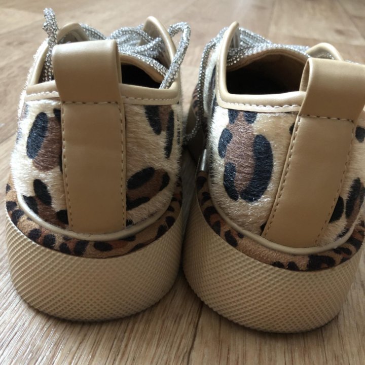 Кеды леопардовые 36