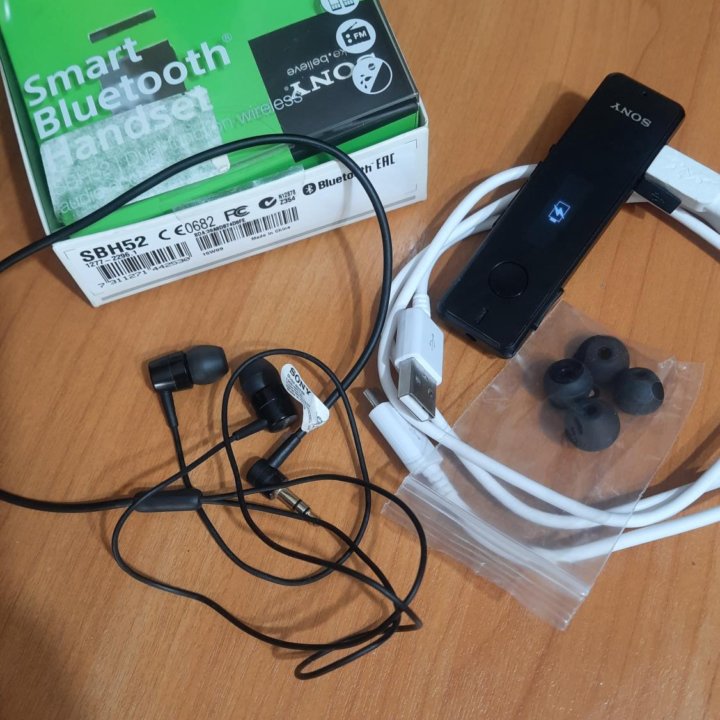 Продам bluetooth гарнируту Sony SBH-52