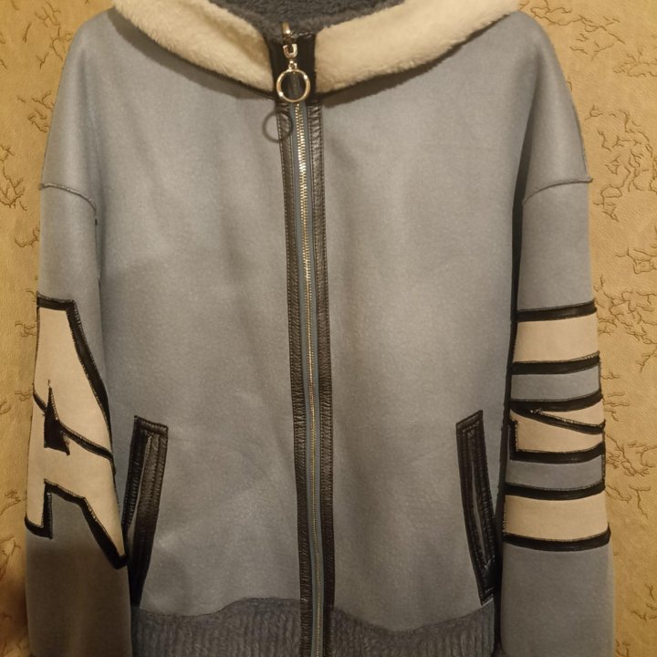 Куртка 46-48р.