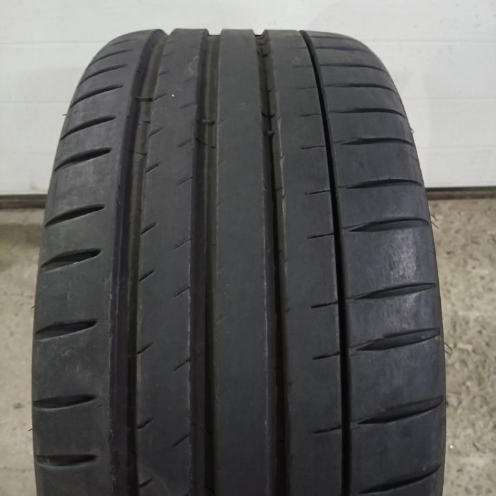 245/30R20 Michelin Pilot Sport 4S (Лот №6912)