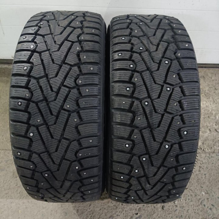 235/55R17 Pirelli Ice Zero (Лот №6904)