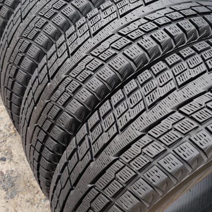 225/65R17 Yokohama Geolandar ig-73