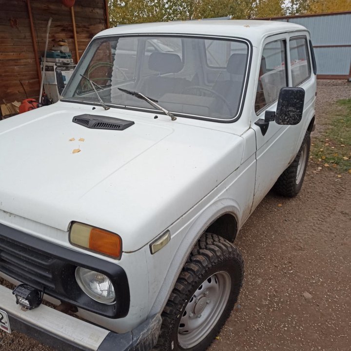 ВАЗ (Lada) Niva (4x4/Legend), 1991