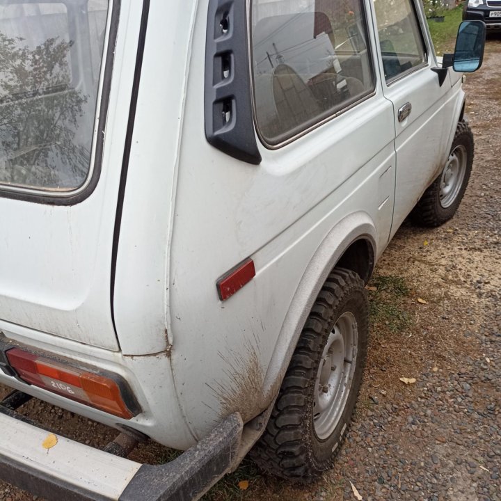 ВАЗ (Lada) Niva (4x4/Legend), 1991