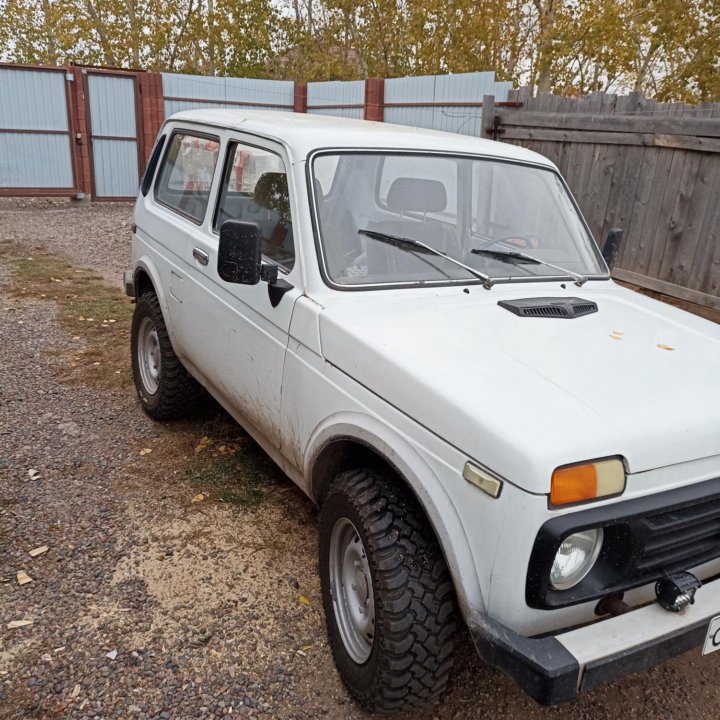 ВАЗ (Lada) Niva (4x4/Legend), 1991