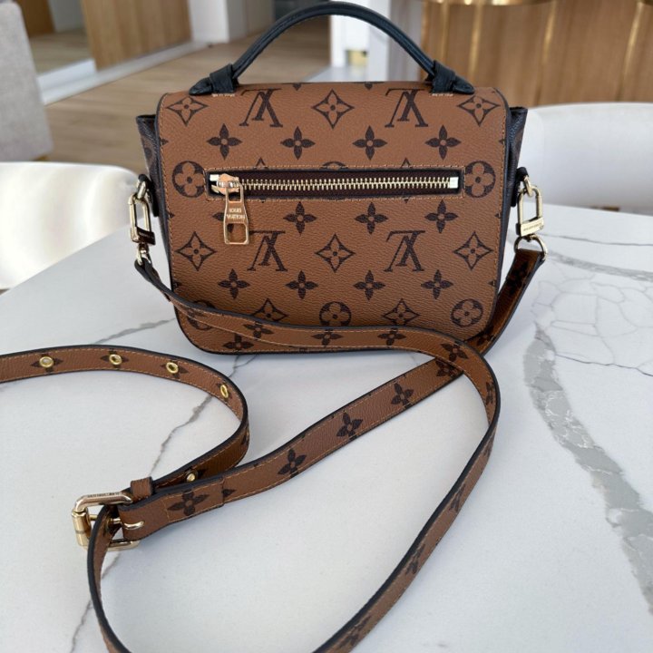 Сумка Louis Vuitton