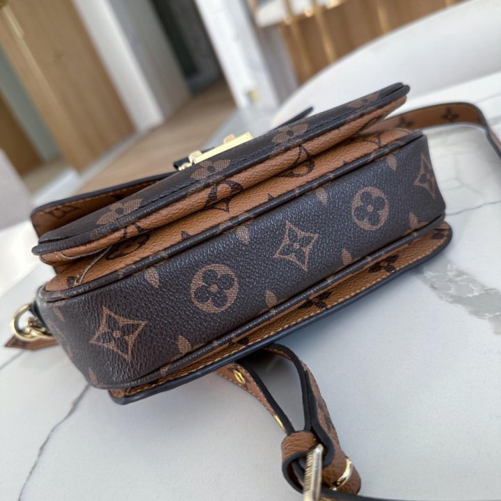 Сумка Louis Vuitton