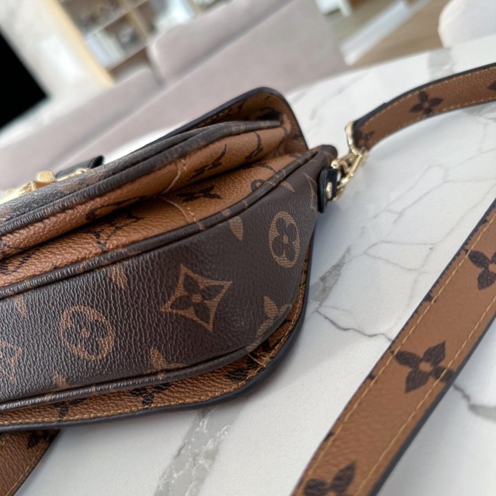 Сумка Louis Vuitton