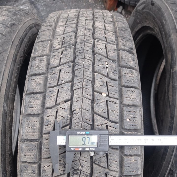 225/65 R17 Dunlop Winter Maxx SJ8