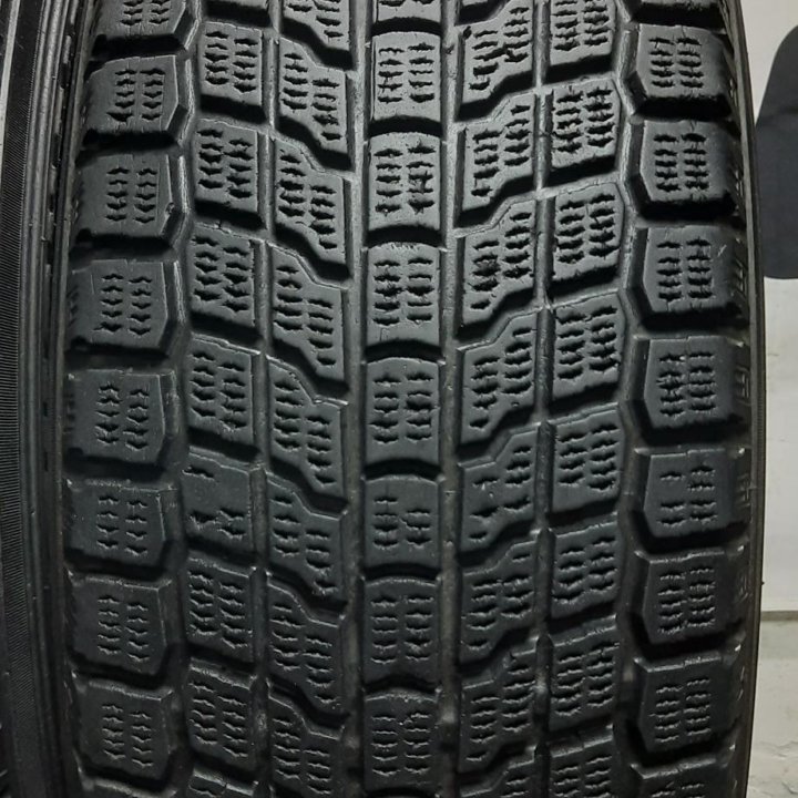 225/65R17 101Q Yokohama Geolandar I/T G072 пара