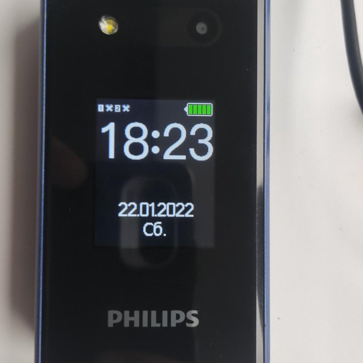 Телефон раскладной Philips 2602 свежая модель