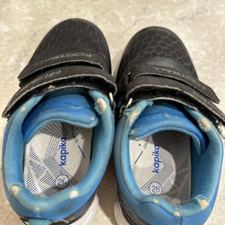 Кроссовки ботинки Kapika