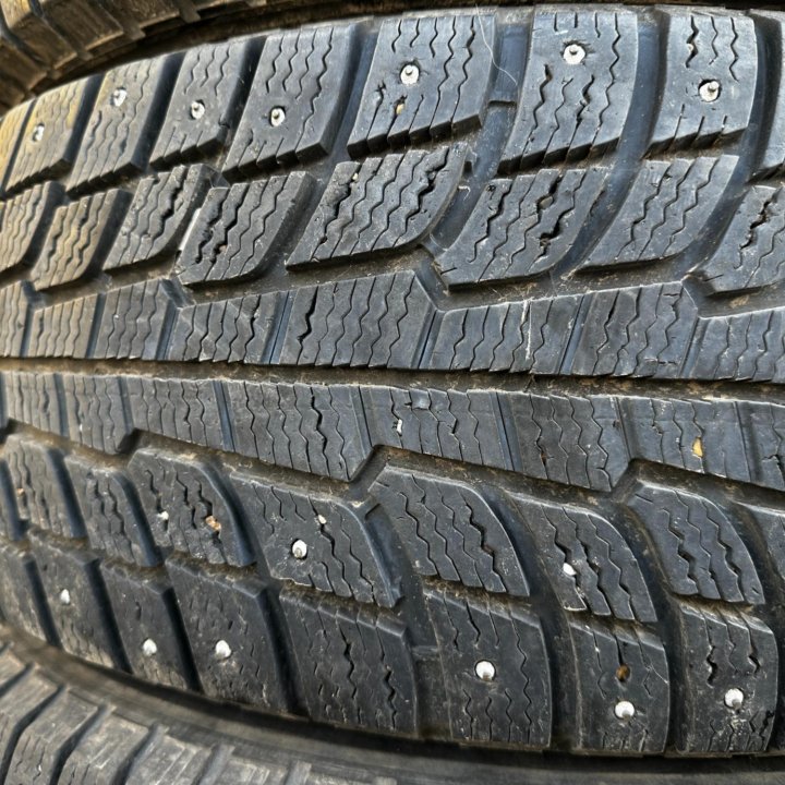 235/60/17 зима Michelin X-Ice North