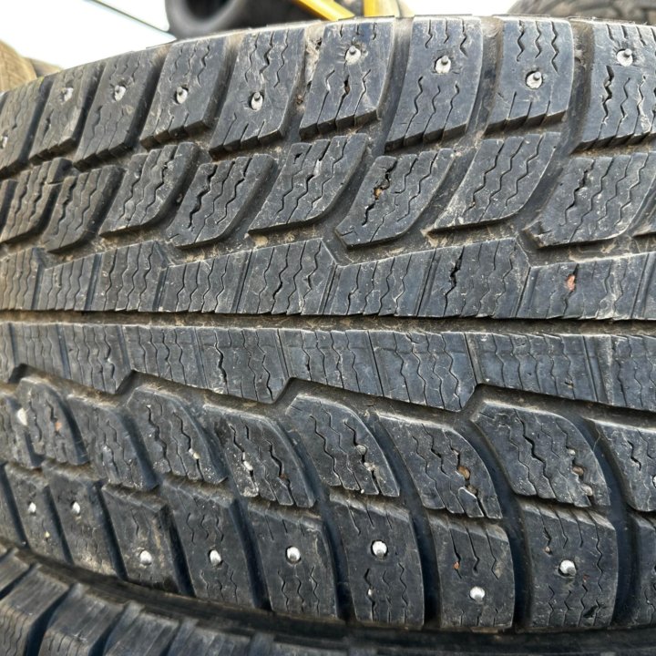 235/60/17 зима Michelin X-Ice North