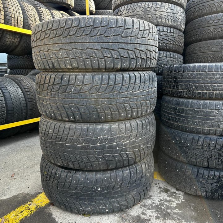 235/60/17 зима Michelin X-Ice North