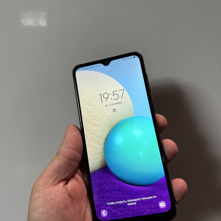 Продам Samsung A02 2/32Gb 2021