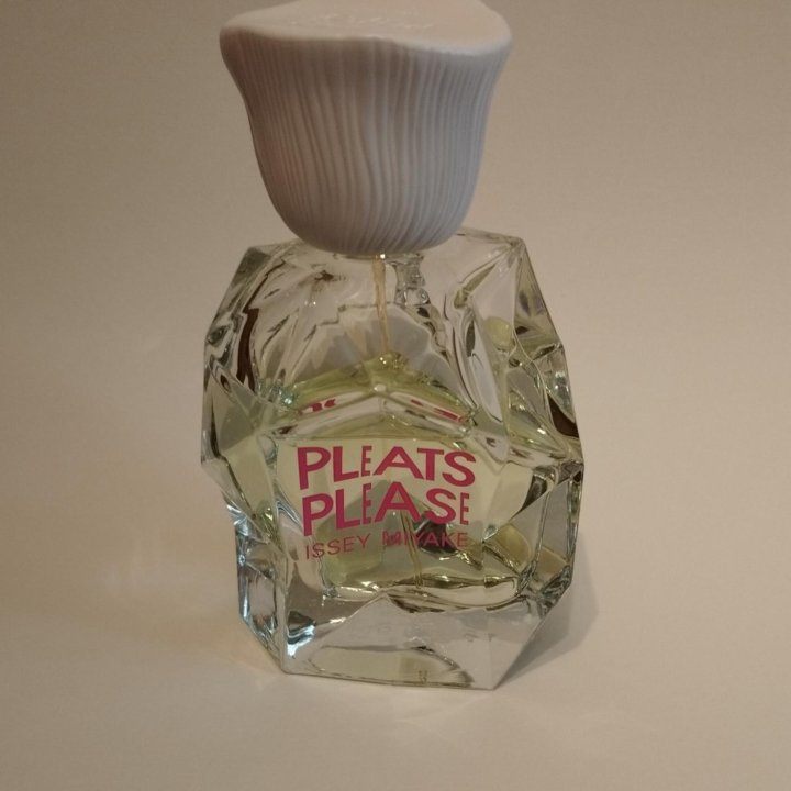 Pleats Please L'Eau Issey Miyake