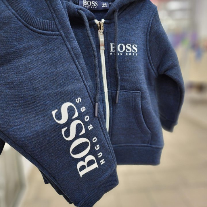 Костюм на мальчика Hugo boss