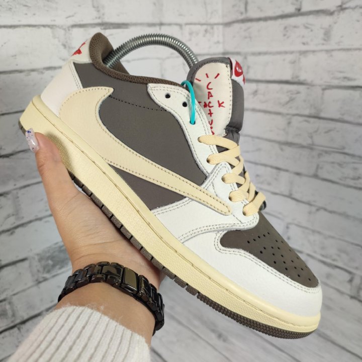 Кроссовки Nike Air Jordan Travis Scott