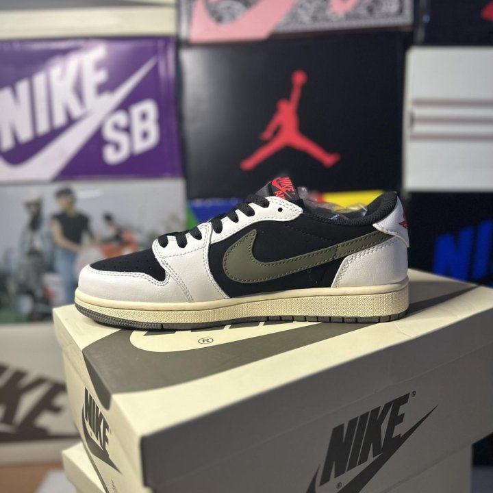 Nike Air Jordan 1 Low x Travis Skott “Olive”