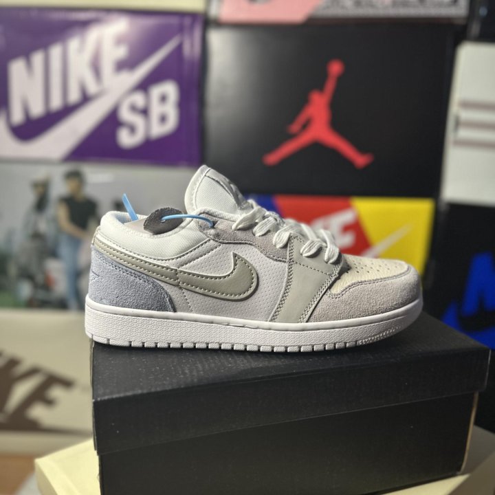 Nike Air Jordan 1 Low “Ghost Aqua”