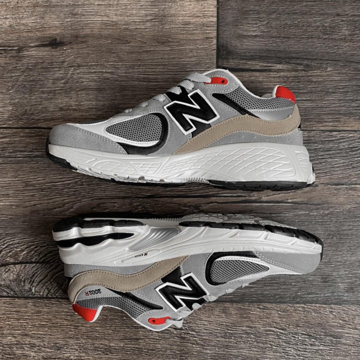 Кроссовки New Balance 2002r grey