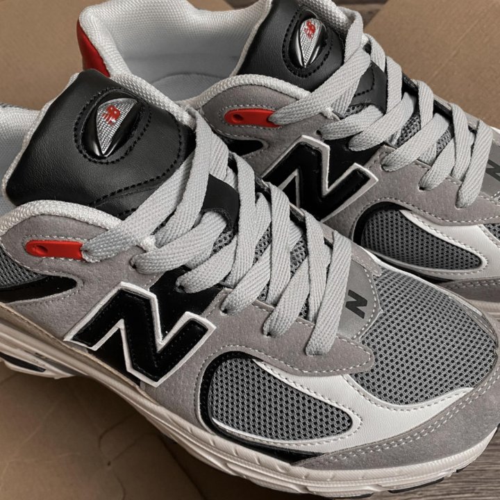 Кроссовки New Balance 2002r grey