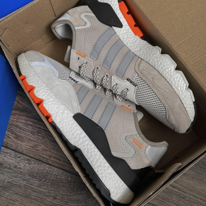 Кроссовки adidas nite jogger