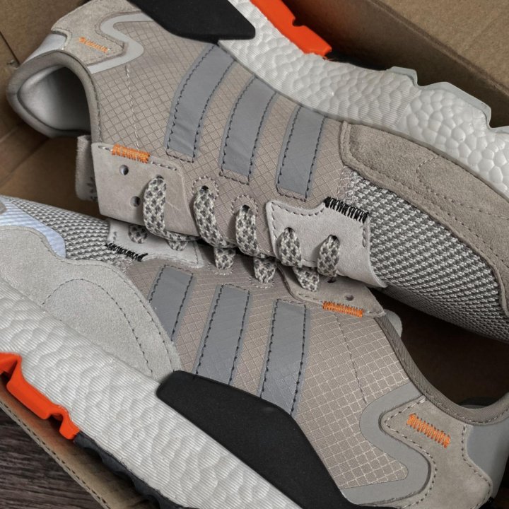 Кроссовки adidas nite jogger