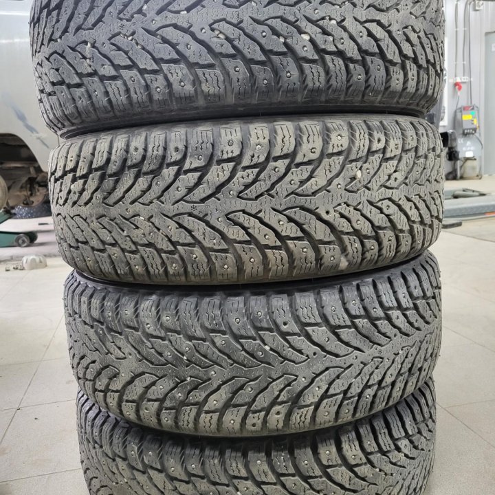 195/65 R15 Nokian Hakkapeliitta 9 зимняя/шип