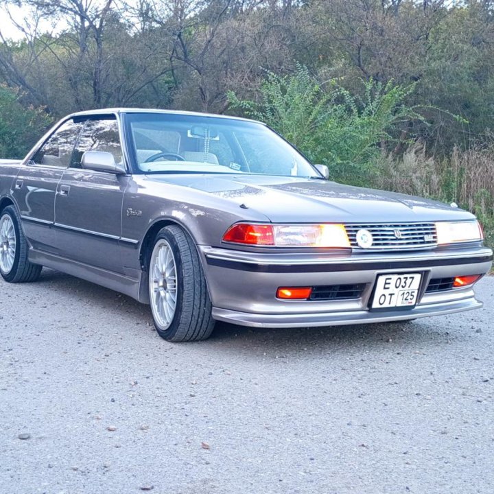 Toyota Mark II, 1990