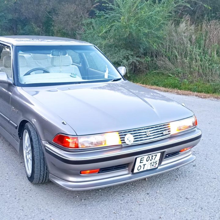 Toyota Mark II, 1990