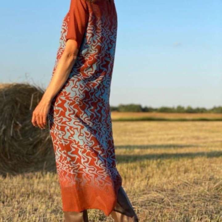Платье из натурального шелка