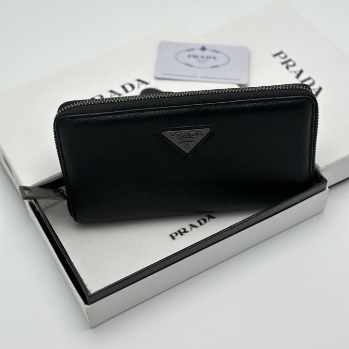 Кошелек Prada