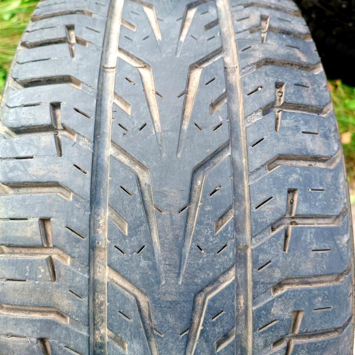 235/45/R17 Firestone