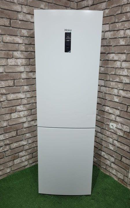 (11195)Холодильник Haier C2F636CWRG