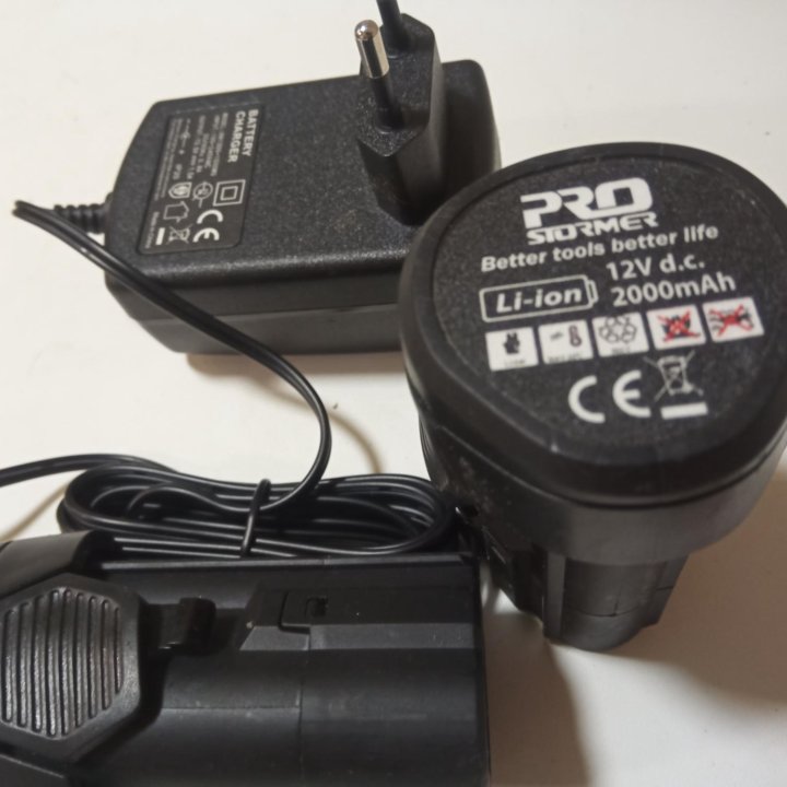 Шуруповерт Deko 12v-(2*2000mah).