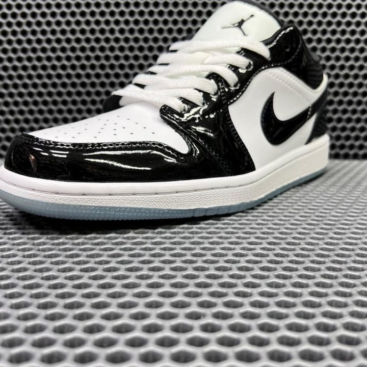 Кроссовки Nike Air Jordan 1 Low Black (37-45)