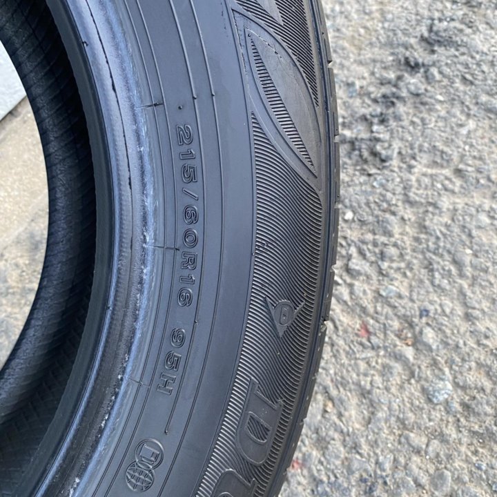 Dunlop Enasave EC300 215/60 R16 95H