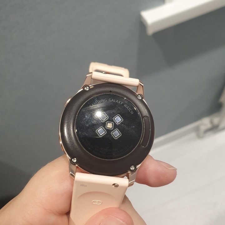 Часы Samsung galaxy watch active 40mm