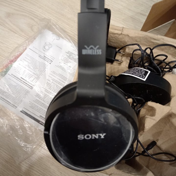 Bluetooth наушники Sony