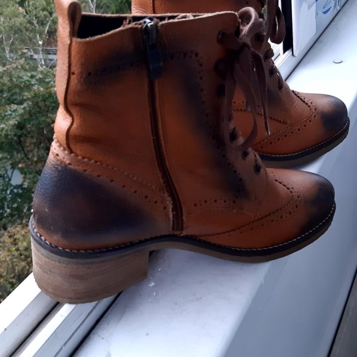 Ботинки женские